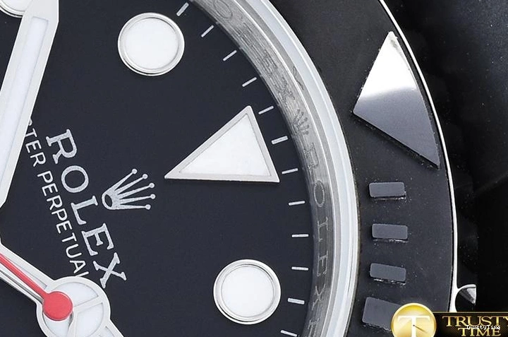 1022 ROLYM101A – YachtMaster Seasonal 1066